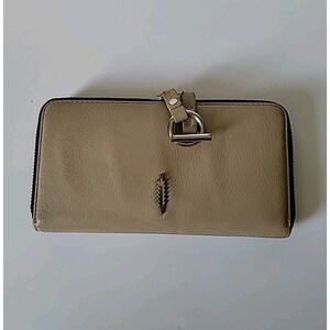 Thacker‎ Camila Clutch Wallet Taupe Leather Zip Around Classic Neutral Organizer